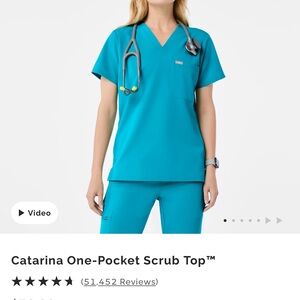 Lot of TWO Figs Teal One-Pocket Scrub Top in medium slim